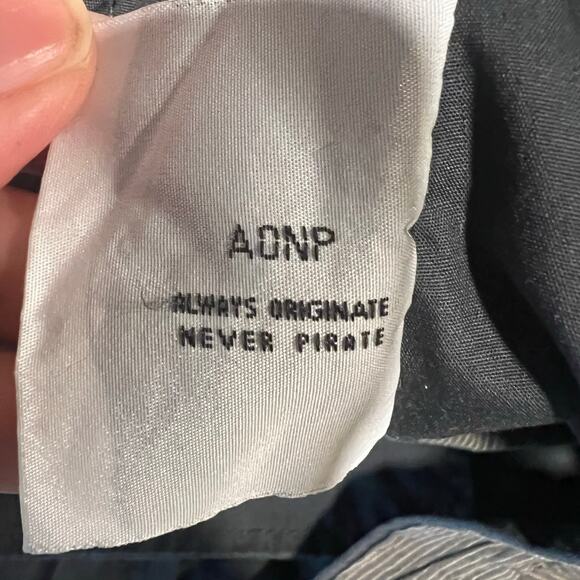 Nice Collective Utility Shorts Women's Sze 2 Gray Striped Button-Fly Cuffed Y2K - Picture 7 of 9